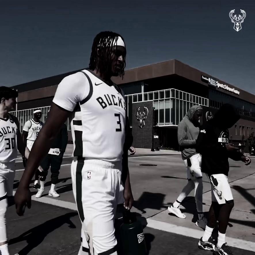 关于国王杯清晨走向成谜，密尔沃基雄鹿止住颓势，目标明确，阵容厚度经受考验的信息